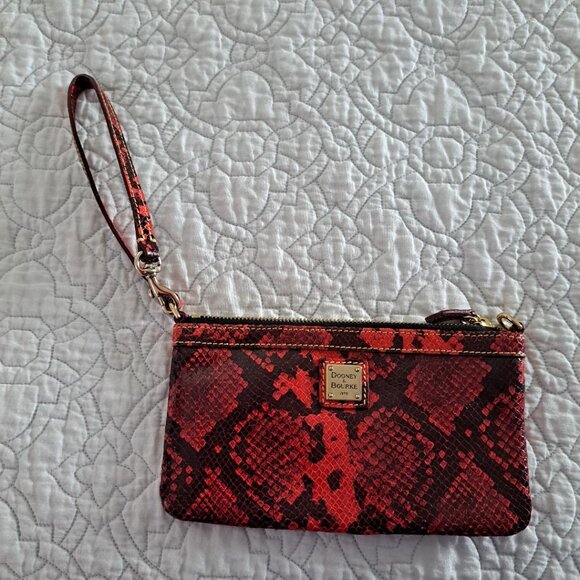 EUC Dooney & Bourke Red Python Snake Embossed Wristlet Wallet - Unusual Lining - Picture 11 of 11